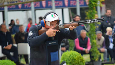 Mondiali di tiro sportivo ISSF 2023 a Baku, Giovanni Pellielo insegue il record e ottiene una quota per l'Italia nel trap a Parigi 2024 | Risultati e medaglie
