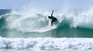 Surf en Puerto Rico: Surfistas latinos que persiguen su cuota para los Juegos Olímpicos de París 2024 en los ISA World Surfing Games 2024