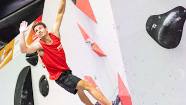 Yannick Flohe claims first boulder World Cup in Brixen: "I never thought I'd make it on top of the podium"