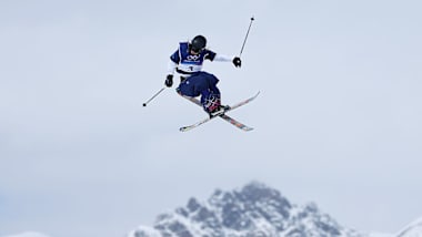 LIU Mengting - オリンピック フリースタイルスキー アスリート