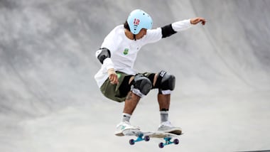 World Skateboarding Tour Dubai Park 2024: Augusto Akio vence quartas de final no masculino; Brasil terá seis skatistas nas semis