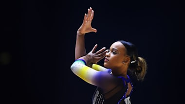 Rebeca Andrade e Arthur Nory Mariano levam bronze no último dia do Mundial de Ginástica Artística