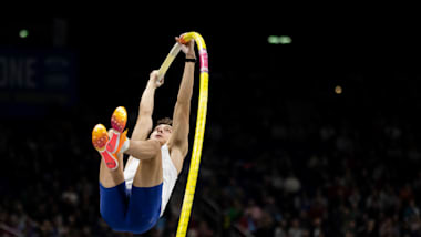 Mondo Duplantis claims pole vault title at All Star Perche in France, misses out on indoor world record