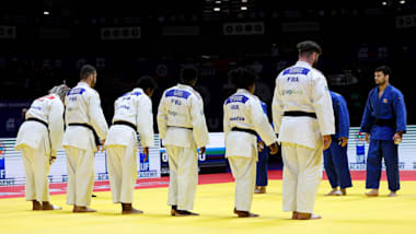 Championnats du monde de judo par équipes mixtes 2023 : La France argentée après une finale haletante, le Maroc cinquième | Résultats et résumé