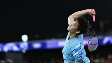 Ahmad and Natsir win badminton mixed doubles gold