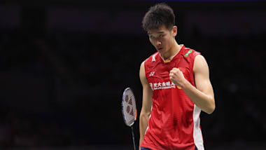 2023年BWF世界巡回赛总决赛第二轮小组赛：李诗沣完胜昆拉武特，陈雨菲、“凡尘”和“雅思”携手晋级四强