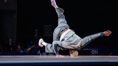 Championnats du monde de breaking 2023 : Les meilleures vidéos détournées de B-Boy Abdel, entraîneur national et créatif sur Instagram