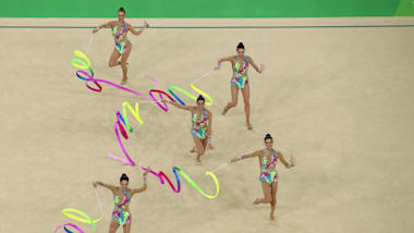 Come ci si allena per essere al top nella ginnastica ritmica? Lo spiega l'allenatrice della Spagna, Alejandra Quereda Flores