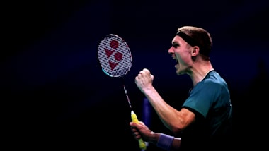 BWF World Tour Finals 2023: Viktor Axelsen to face Shi Yu Qi in men’s singles final