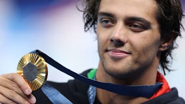 La storia dell'Italia a Parigi 2024: Thomas Ceccon campione Olimpico nei 100m dorso · Nuoto