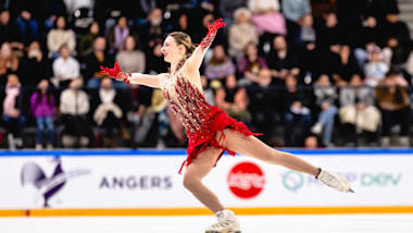 Sarah Everhardt: Figure skating’s firebird weaves a spell on the senior circuit