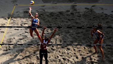 Beach Volleyball | Quarterfinals 1 | King of the Court | Miami Beach