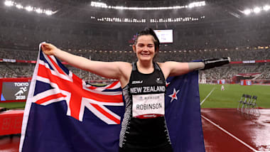 Fans vote Holly Robinson as winner of The Visa Award - Paralympics after display of gratitude at Tokyo 2020