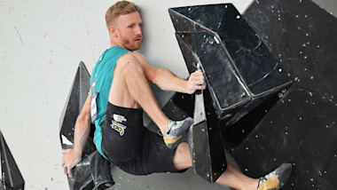 2023年攀岩世锦赛：雅各布·舒伯特斩获男子全能冠军