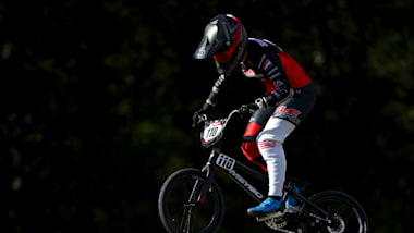 Laura Smulders and Diego Arboleda win 2022 UCI BMX Racing World Cup opener in Glasgow 