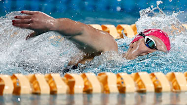 Brasil termina em sexto no revezamento 4x100m livre misto no Mundial de Natação 2023