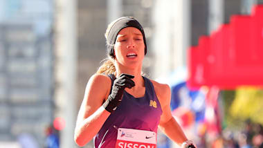 How fast was Emily Sisson’s American record? 2022 Chicago Marathon breakdown 