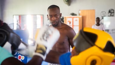 Dakar 2026 - Meet Coach 'Azou': Boxing is like life