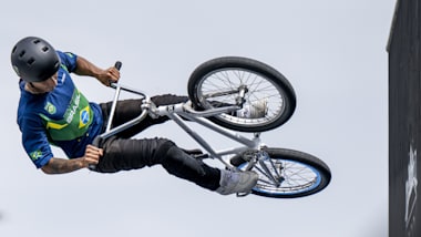 Gustavo 'Bala Loka' obtém vaga no BMX freestyle em Paris 2024