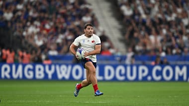 Antoine Dupont parle de son passage en rugby à 7 et de Paris 2024 : « Face à Teddy Riner, ce serait compliqué ! »