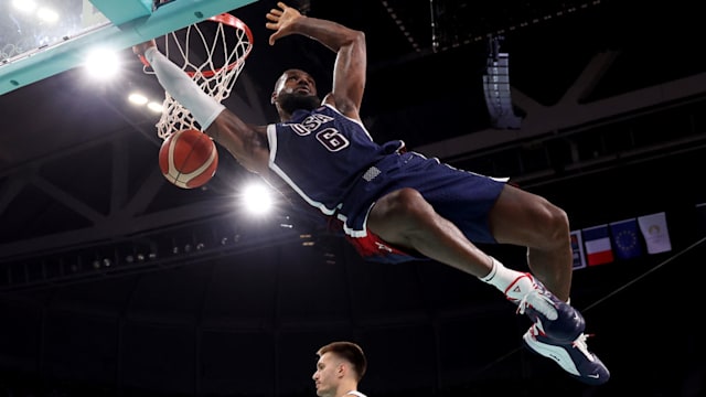 Париж-2024 | Баскетбол. Итоги 28 июля: «Дрим тим» стартовала с разгрома Сербии