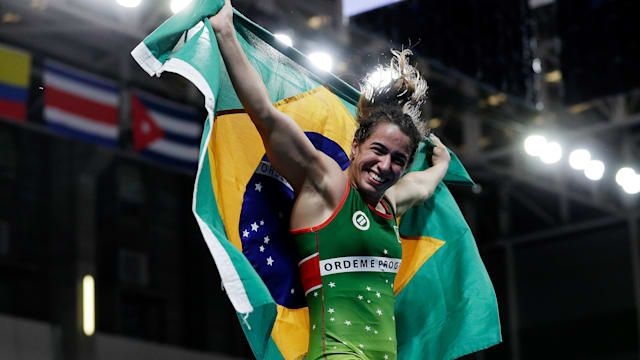 Giullia Penalber apaga frustrações e estreia na luta em Paris 2024