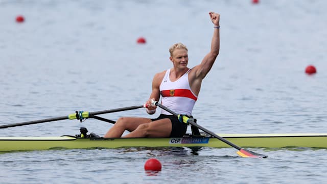 Oliver Zeidler of Germany dominates men’s single sculls final