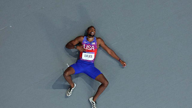 “我从未经历过如此艰难的战斗”：诺亚·莱尔斯在2024年巴黎奥运会最伟大的胜利与最艰难的挑战