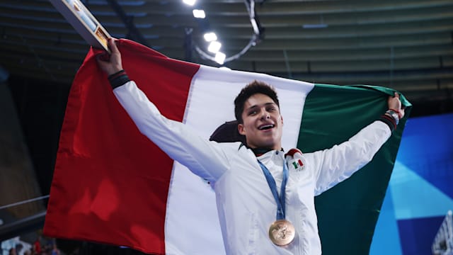 Osmar Olvera, pleno de medallas