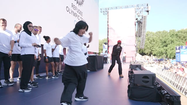 पेरिस में IOC रिफ्यूजी ओलंपिक टीम ने जीता फैंस का दिल