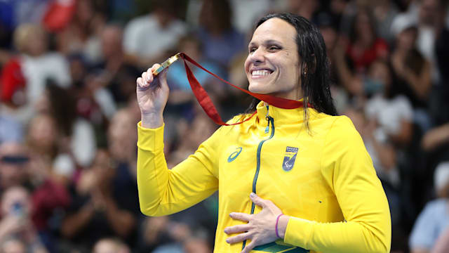 Carol Santiago leva terceiro ouro em dia de voltas por cima para o Brasil