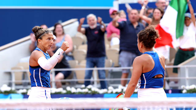 Sara Errani and Jasmine Paolini of Italy win women’s doubles gold