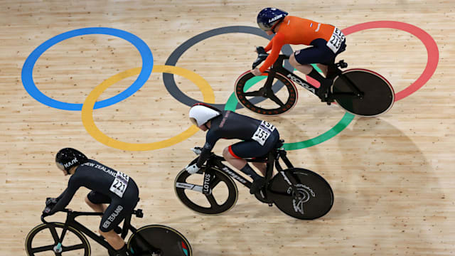 ウェア KEIRIN champion GIRLS GRAND PRIX 2024 sddefault.jpg