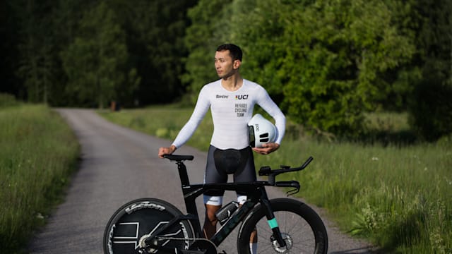 Refugee cyclist Amir Ansari finishes 30th in men's time trial at Paris 2024