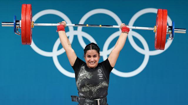 Refugee weightlifter Yekta Jamali Galeh ninth at Paris 2024