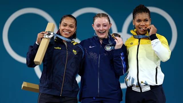 Halterofilia 71 kg: Mari Sánchez, plata y Angie Palacios, bronce