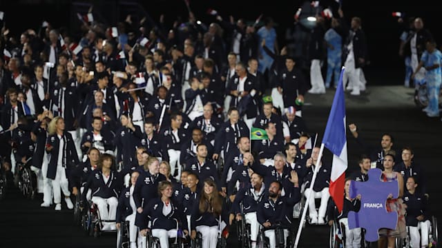 Avant Nantenin Keïta et Alexis Hanquinquant, ils ont été porte-drapeaux de la délégation française aux Jeux Paralympiques