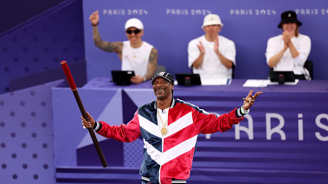 With boom, bass and Snoop Dogg, breaking opens at Paris 2024