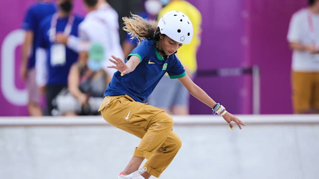 إليك قائمة المتسابقين المتنافسين في تزلج ستريت وتزلج بارك في التزلج اللوحي في سلسلة Olympic Qualifier Series 