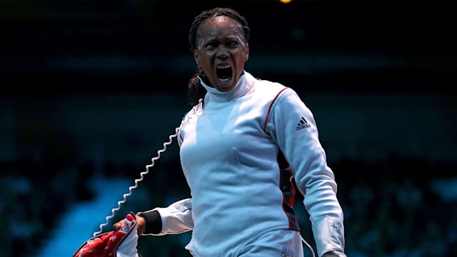Les porteurs de la flamme olympique dans Paris le 15 juillet