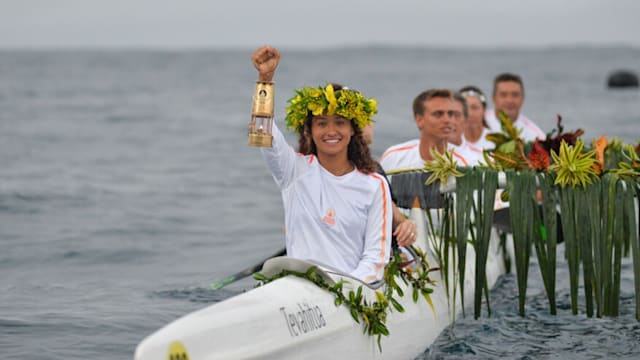 Surfing stars on the Olympic Torch Relay in French Polynesia