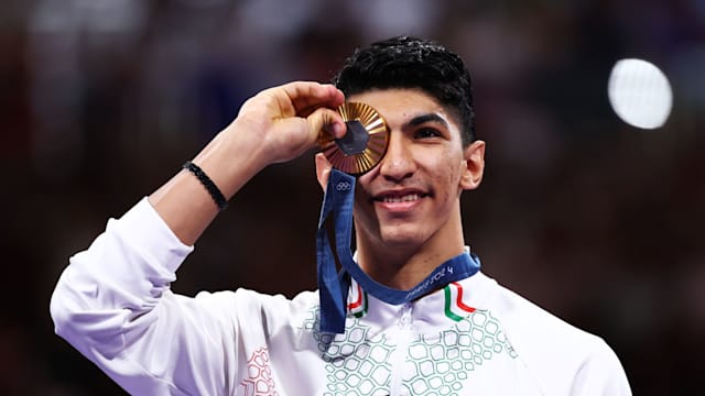 Arian Salimi battles to brilliant Paris 2024 taekwondo men’s +80kg gold