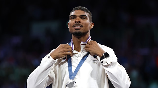 Yannick Borel, médaillé d'argent pour ses 4e JO