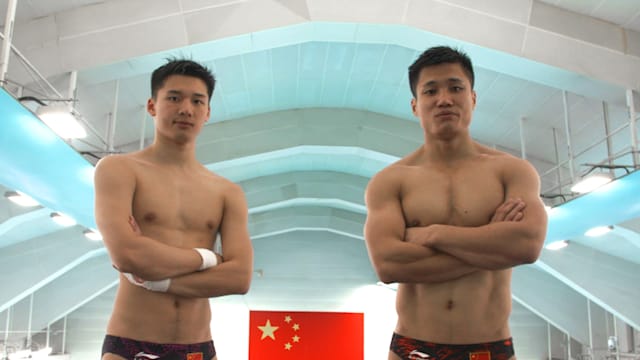 Sports Swap: Diving vs Weighlifting with Lü Xiaojun & CHEN Aisen