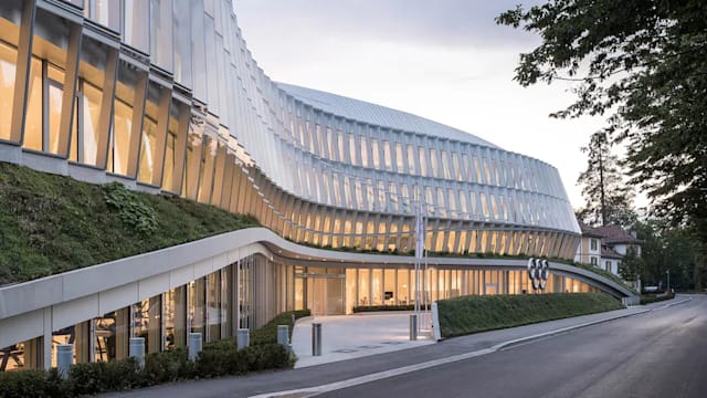 Élection des hôtes passés