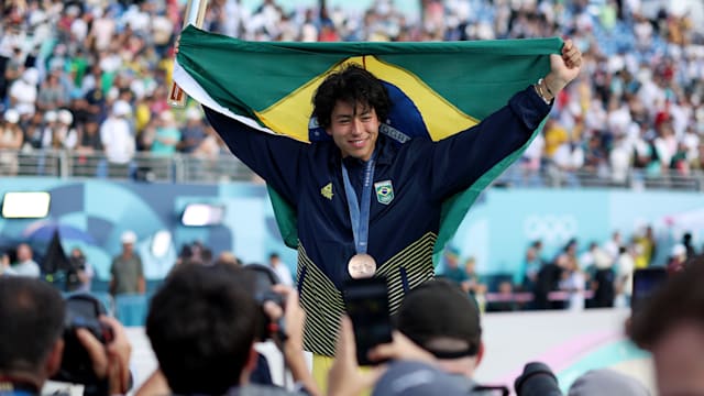 Augusto Akio sobre bronze em Paris 2024: 'Trata-se de andar de skate por amor'