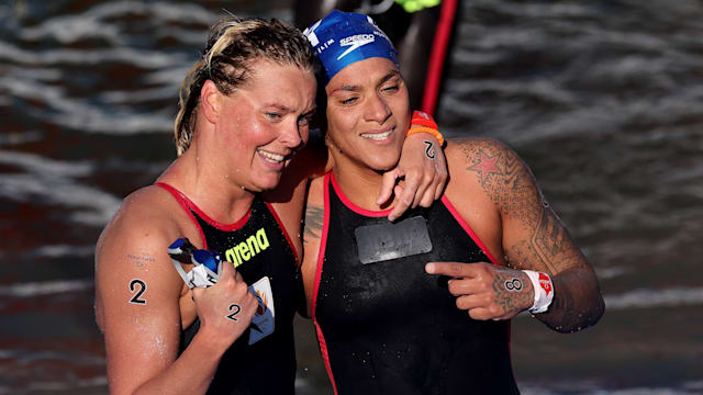 Ana Marcela Cunha termina em quarto na maratona aquática 10km