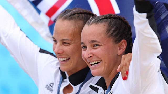 New Zealand win kayak double 500m gold