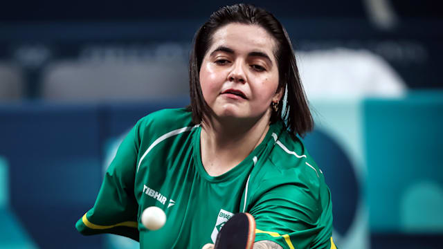 Medalhista paralímpica, Bruna Alexandre faz história nos Jogos Olímpicos