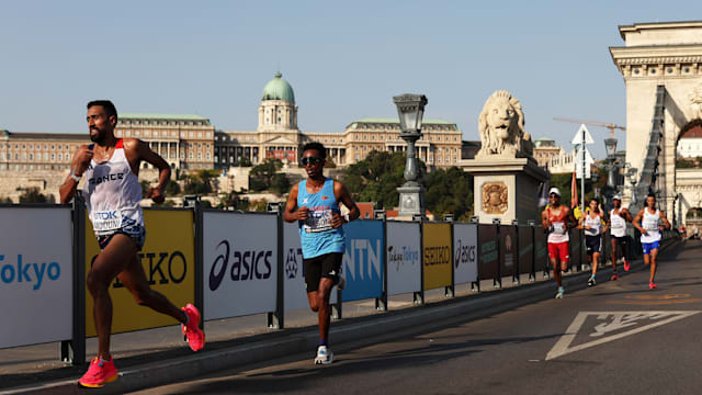 Marathon de Séville 2024 : Tous les résultats et les chronos avec les records de France de Morhad Amdouni et Méline Rollin